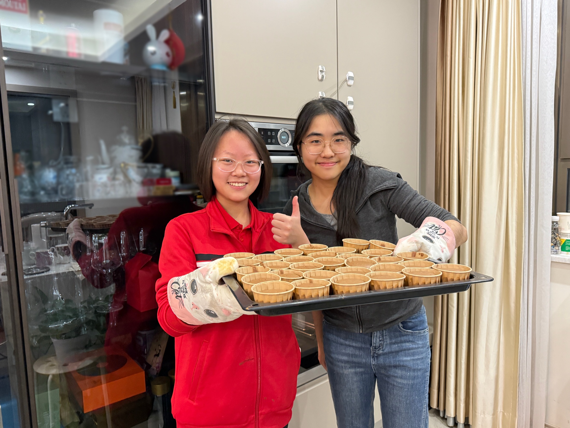 DolceBloom baking fundraiser